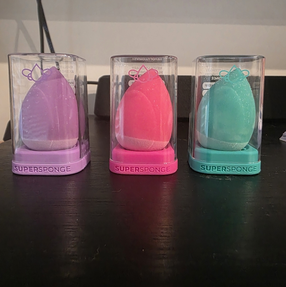 Supersponge SILICONE INFUSED BEAUTY BLENDER